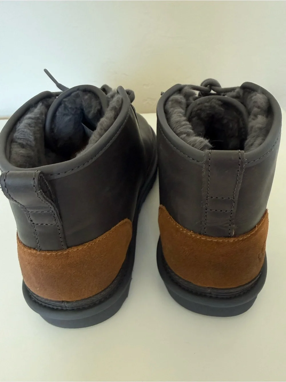 UGG Neumel Era Leather Chukka Boot
